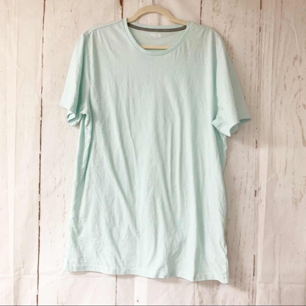 Old Navy light blue shirt large